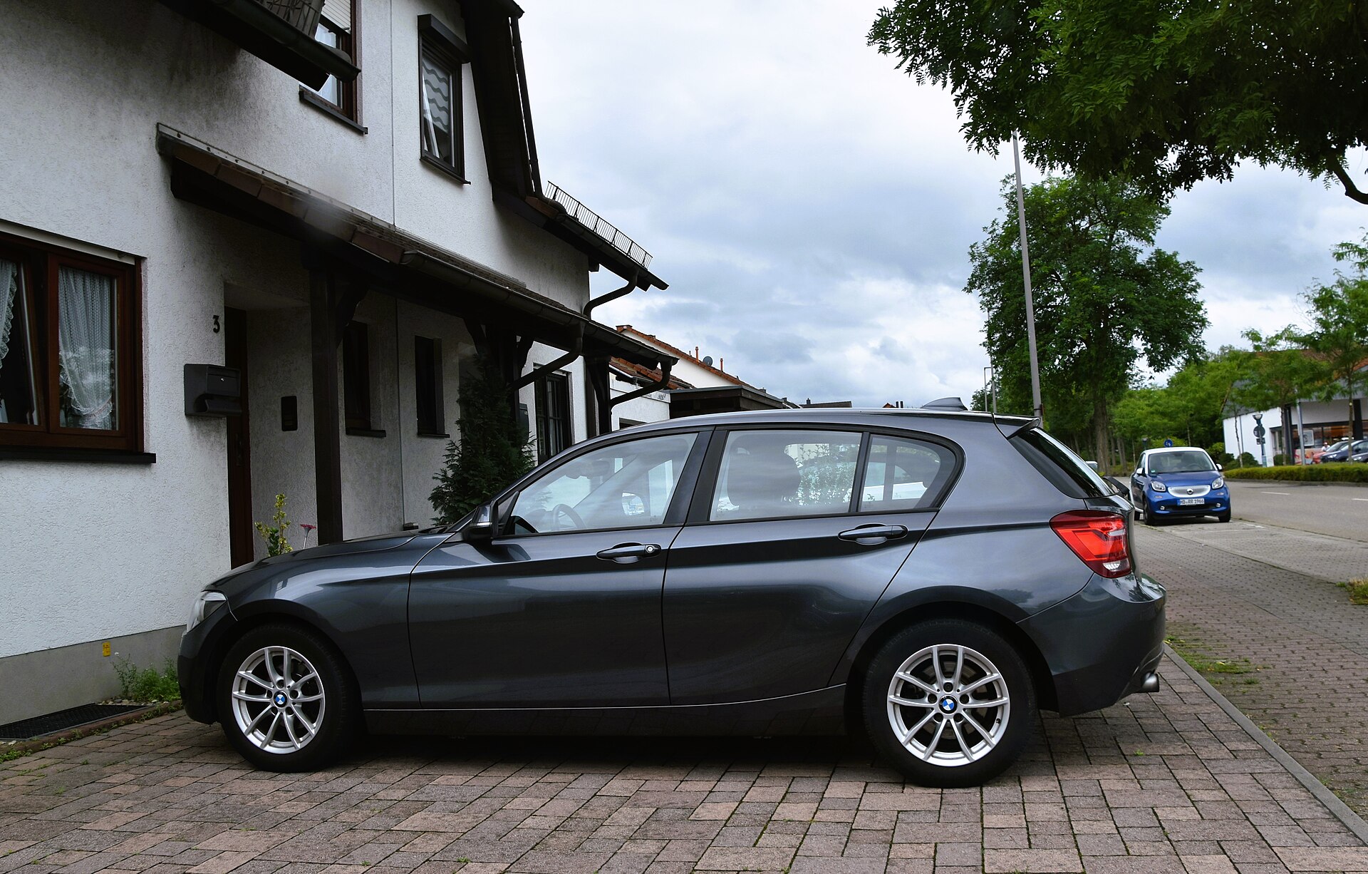 1 Series F20 5-door Hatchback in a real licensed photograph