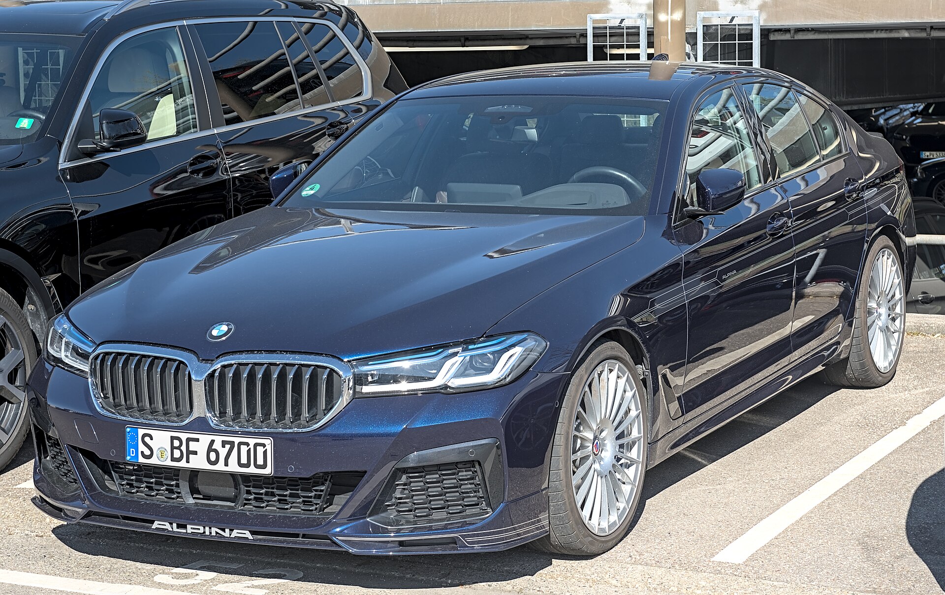 5 Series G30 Sedan in a real licensed photograph
