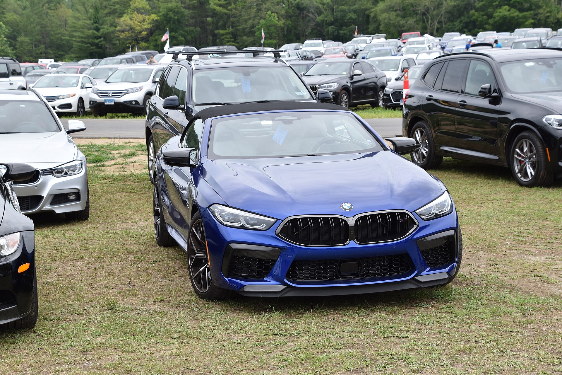8 Series G14 Cabriolet in a real licensed photograph