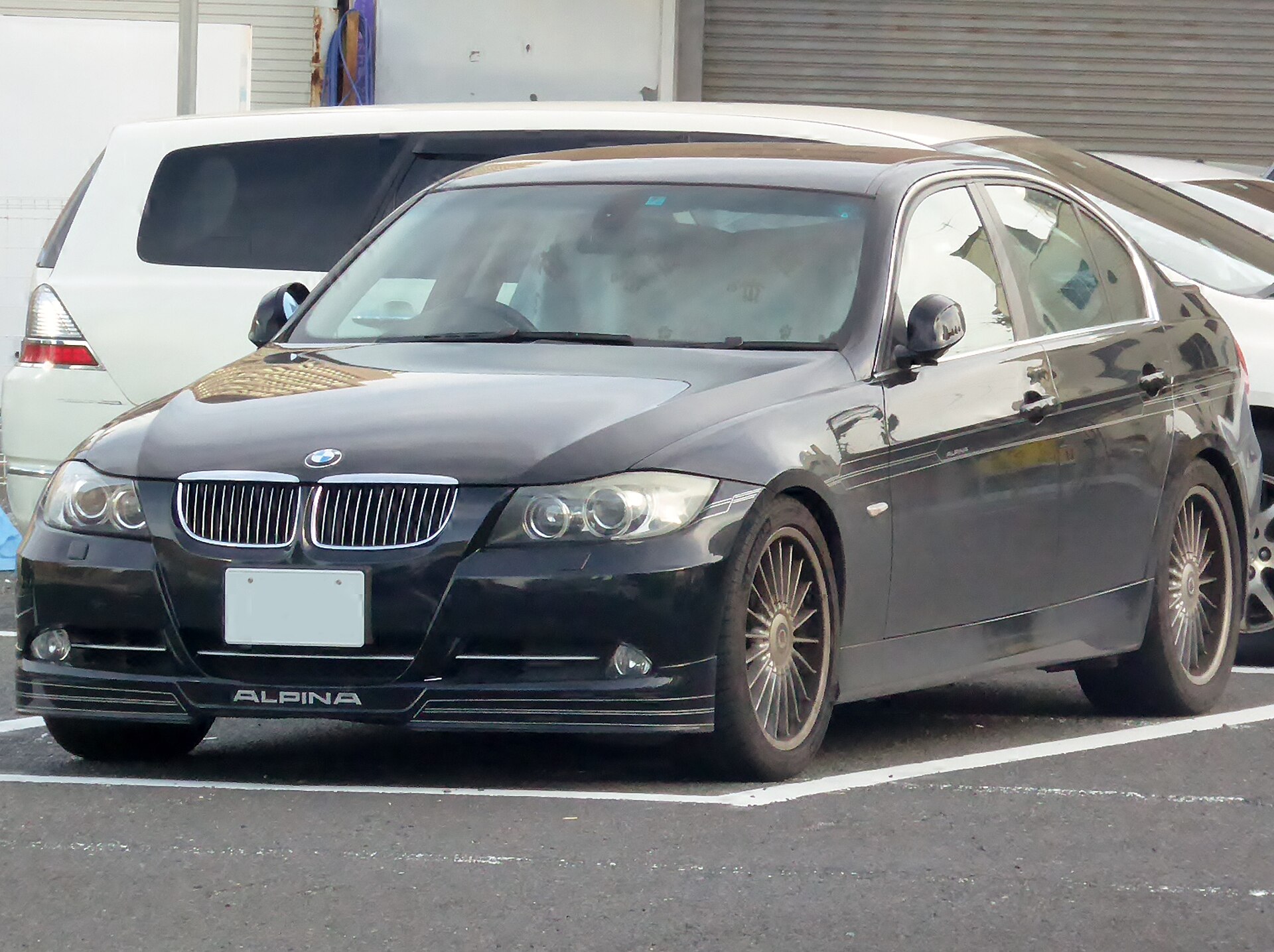 B3 / D3 ALPINA B3/D3 E90 Sedan Sedan in a real licensed photograph