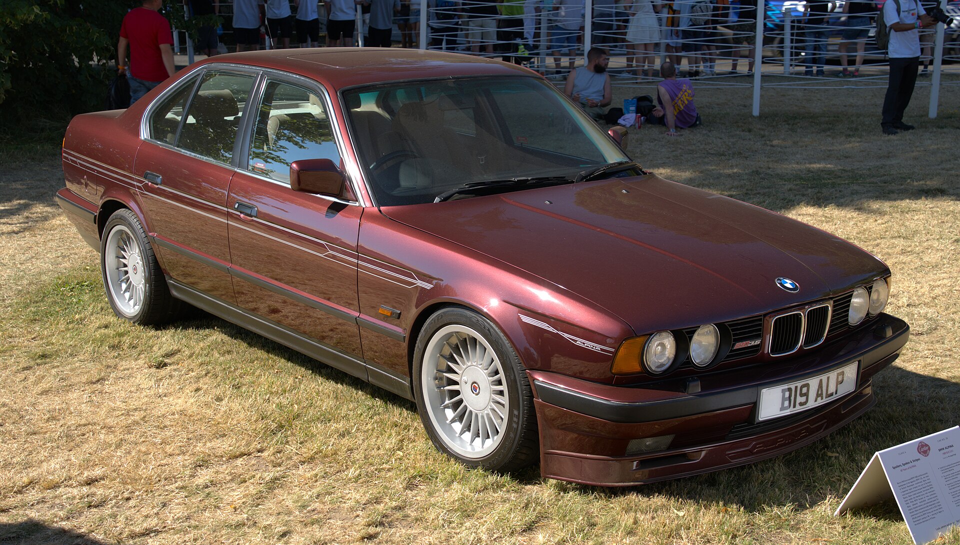 B5 / B10 / D5 ALPINA B10 E34 Sedan Sedan in a real licensed photograph