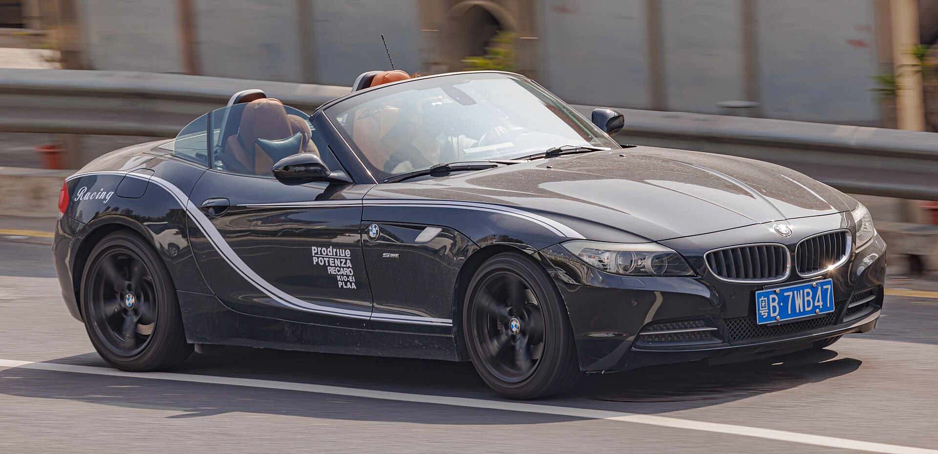 Z4 E89 Roadster in a real licensed photograph