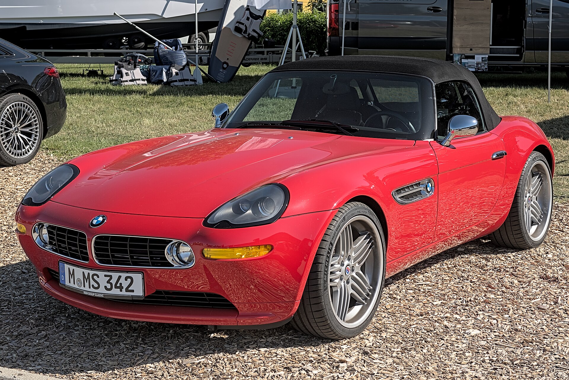 Z8 E52 Roadster in a real licensed photograph
